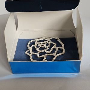 Avon Rose Rhinestone Brooch: Vintage Charm in Silver Tone